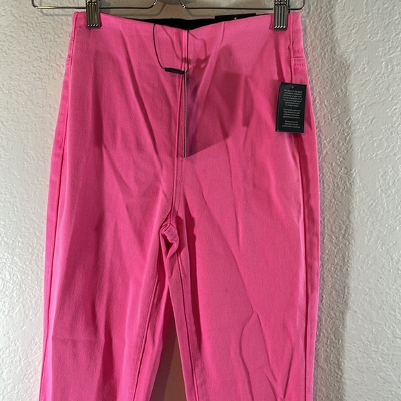 FASHION NOVA Pull On No Gap Stretch Color Skinny Jeans Hot Pink Size 1 NEW - Picture 4 of 12